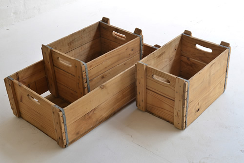 006 Wooden boxes